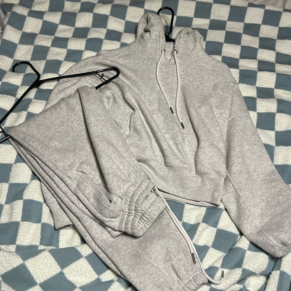 Abercrombie sweat set - Picture 4 of 10